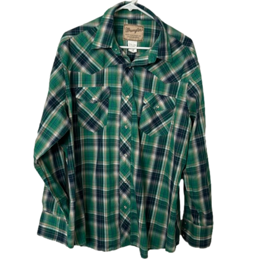 Wrangler‎ Plaid Button Up Dress Shirt